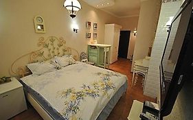 Apartment On Grecheskaya 5